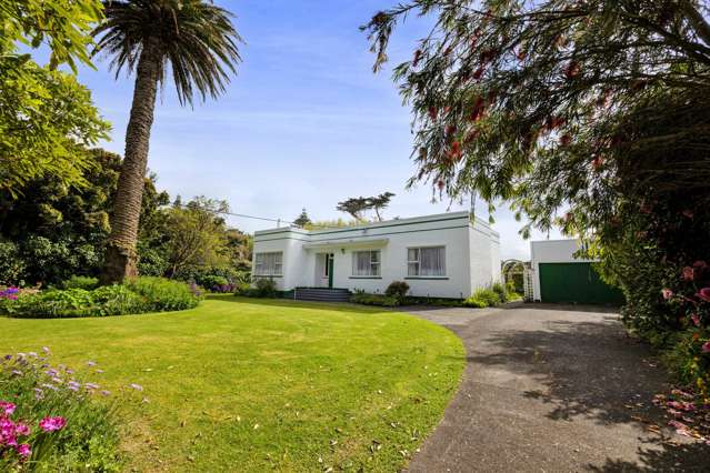 164-166 Egmont Street Patea_2