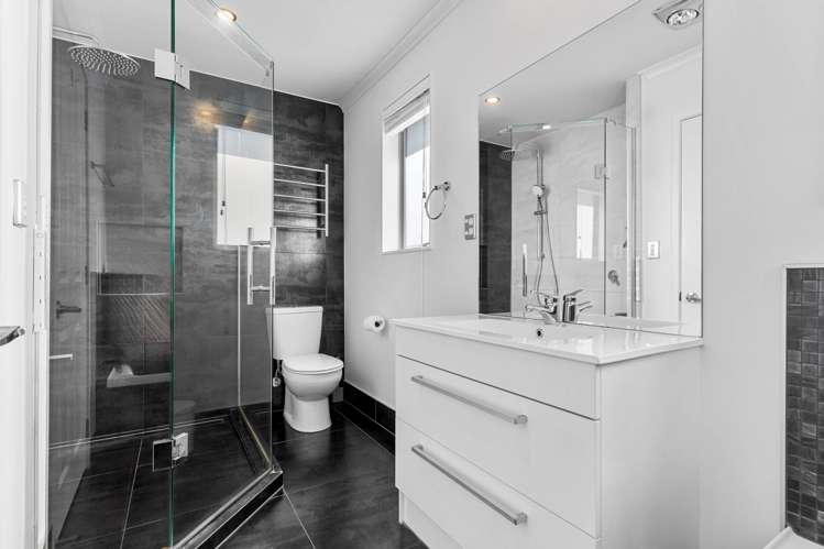 41 Buccaneer Court Gulf Harbour_11