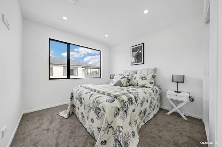 43B Beach Road Pahurehure_11