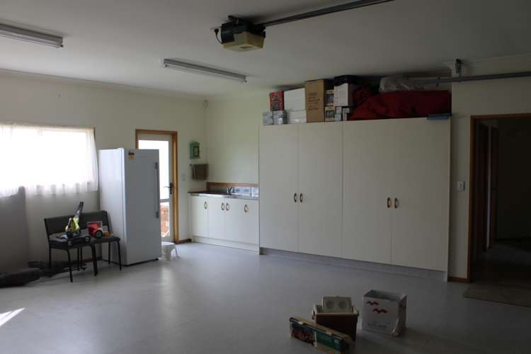 20 Meikle Road Tomarata_22