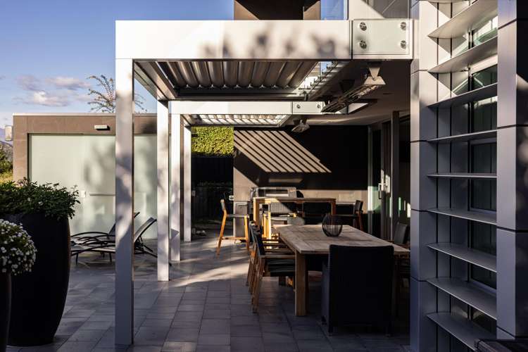 363 Peninsula Road Kelvin Heights_31