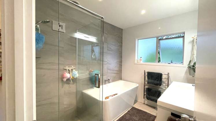 6A Phillipa Place Browns Bay_11