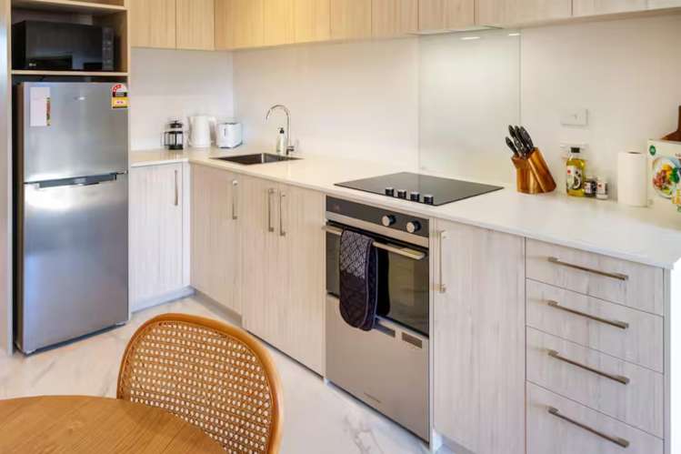 3 and 9/8 Wilmer Street Christchurch Central_4