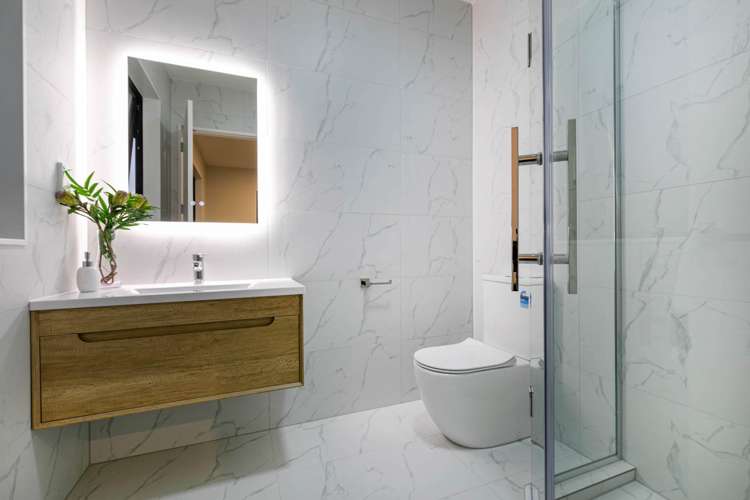 11 Frith Street Wainui_12