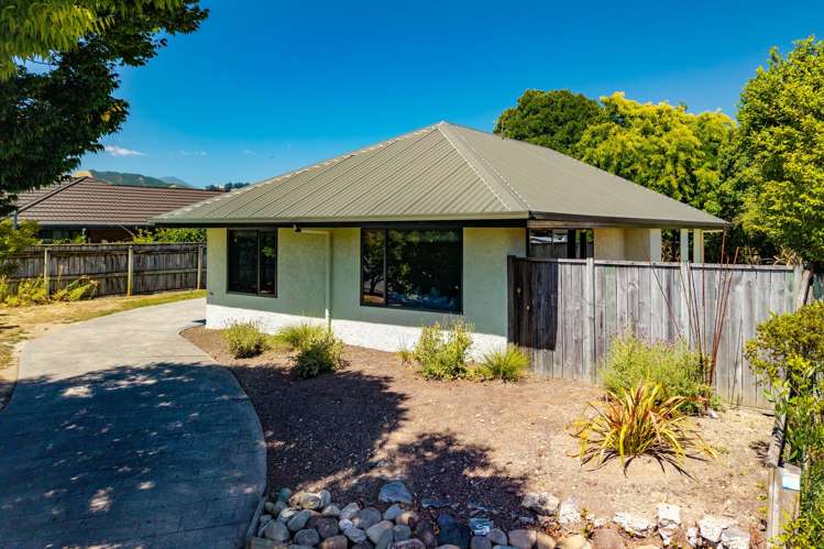 5 Stagg Place Brightwater_24