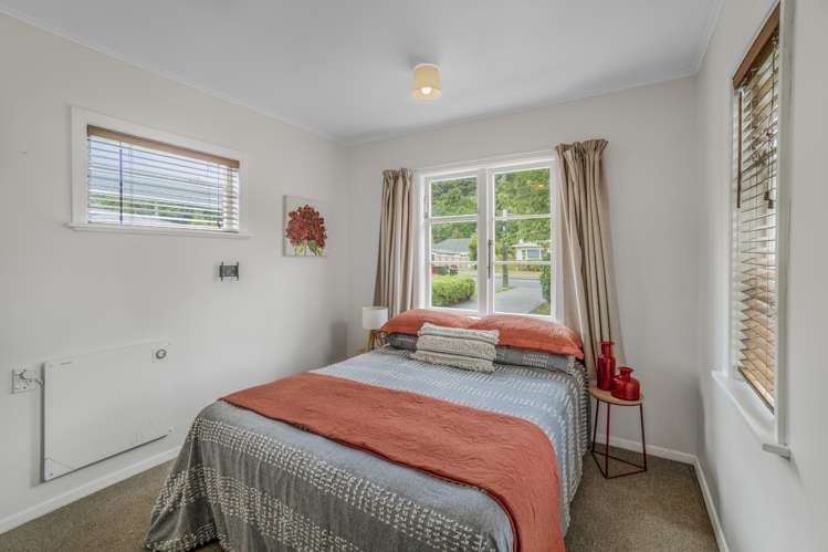 113 Hine Road Wainuiomata_8