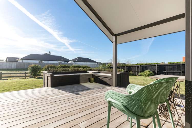 1 Westmere Mews West Melton_17