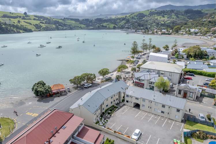 79c Beach Road Akaroa_20