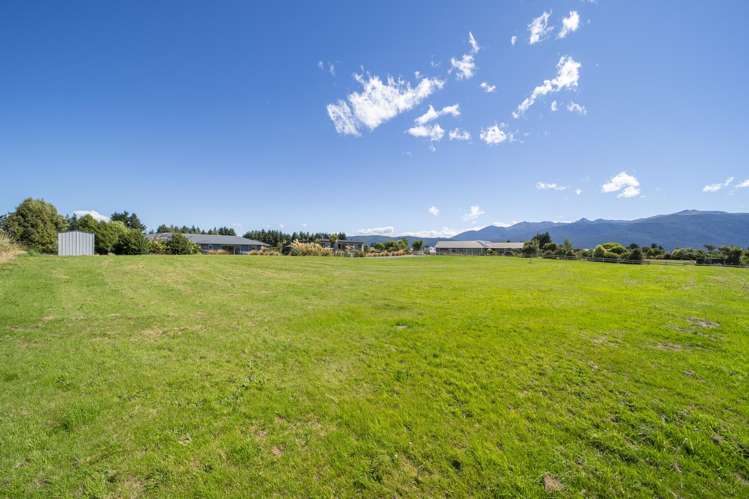 Lot 1/19 Bradley Court Te Anau_1