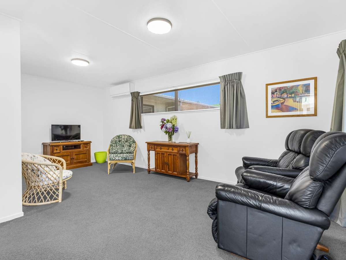 2/610 Queen Street West_4