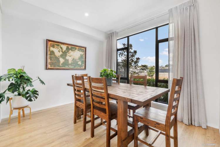 176 Seventh View Avenue Beachlands_5