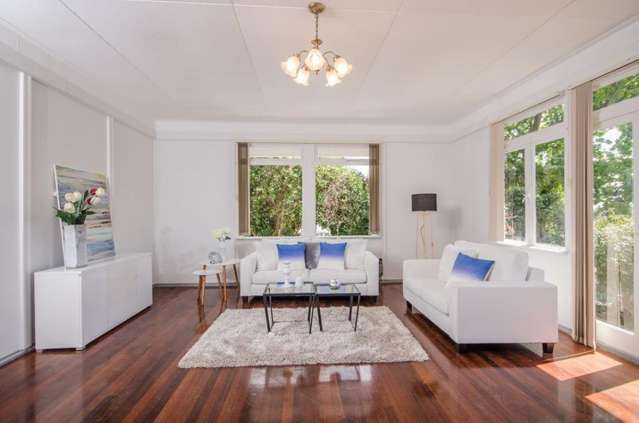 13 Tiverton Road 10016_2