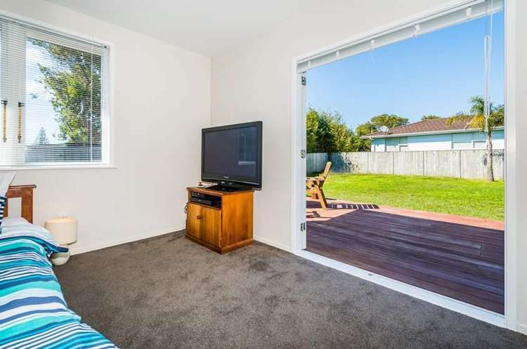 24 Chippendale Crescent Birkdale_9