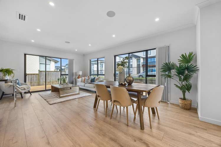 14 Tiro Street Flat Bush_23