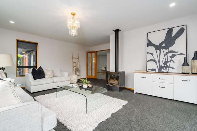 81 Chartwell Street Burwood_2