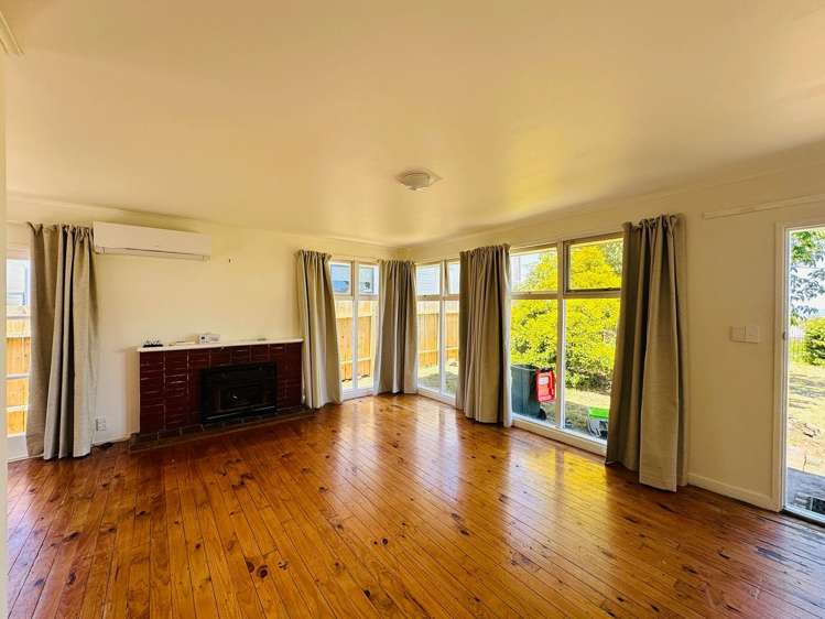 156 Sunset Road Totara Vale_21