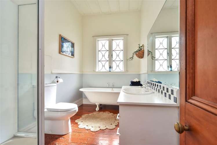 15 Owens Road Devonport_5