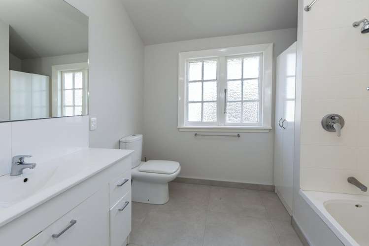 352 Hereford Street Linwood_8