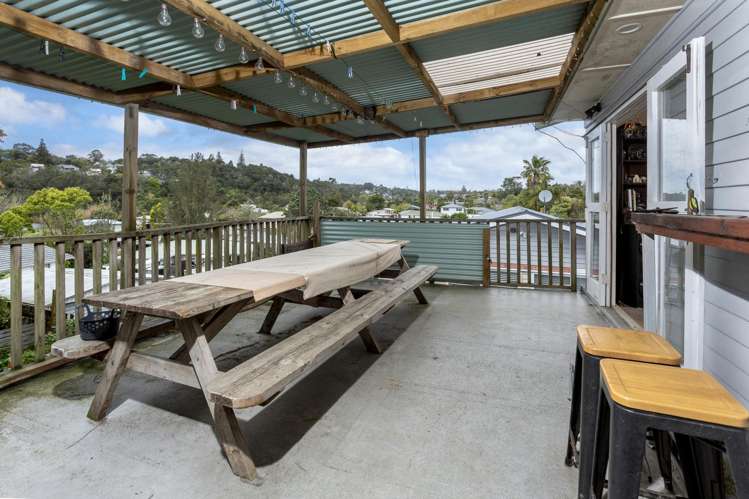 71 Lauderdale Road Birkdale_5