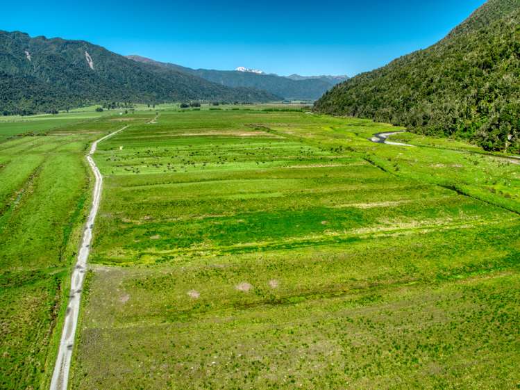 1758 Lake Brunner Road Inchbonnie_12