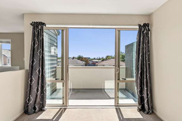 10/9 Cameron Street Sydenham_2