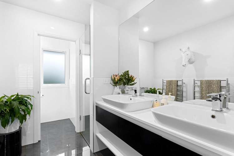 2 Snowdon Road Fendalton_15