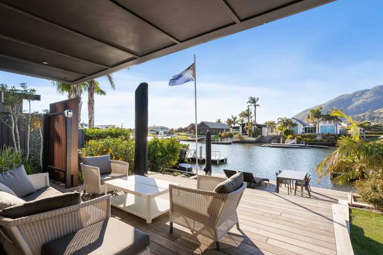 140 Waterways Parade Pauanui_14