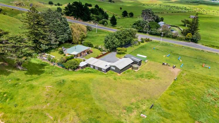 5610 South Road Rahotu_35