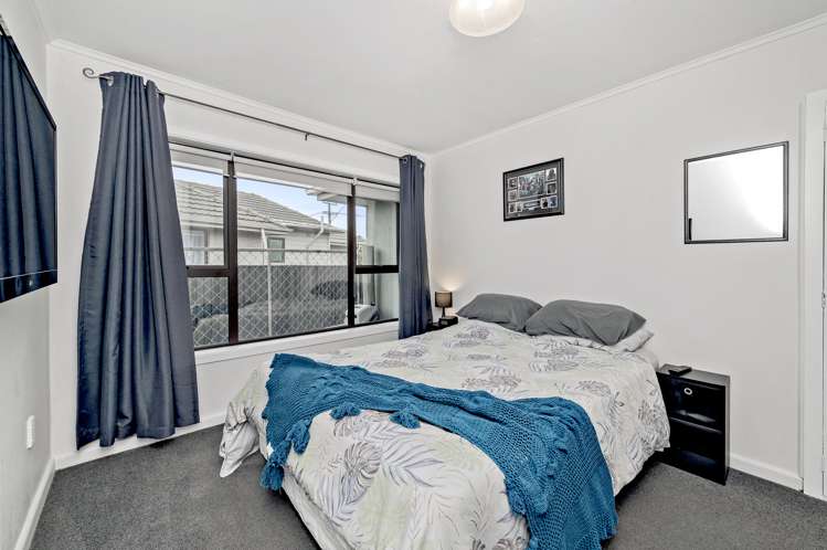 194 Springs Road Hornby_12