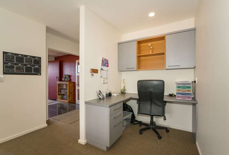 11 Tatahi Street Parklands_7