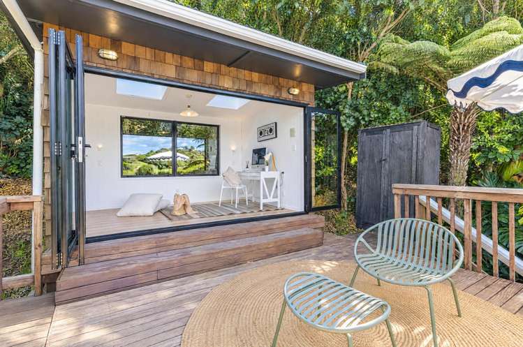 12 Lannan Road Surfdale_10