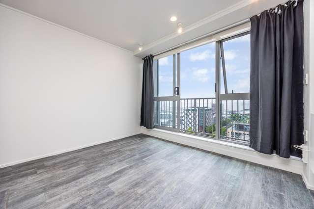 L14/72 Nelson Street Auckland Central_4