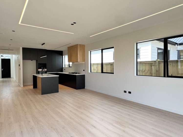 386 Te Taruna Drive Milldale_6