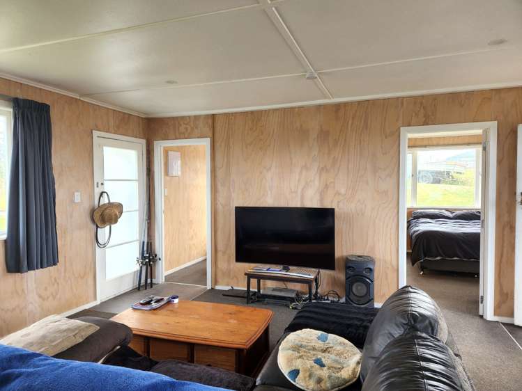 1380 Old North Road Helensville_2