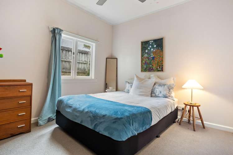 2/73 Keegan Drive Massey_19