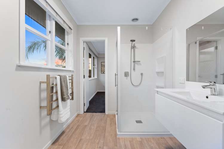 36 Doment Crescent Orewa_10