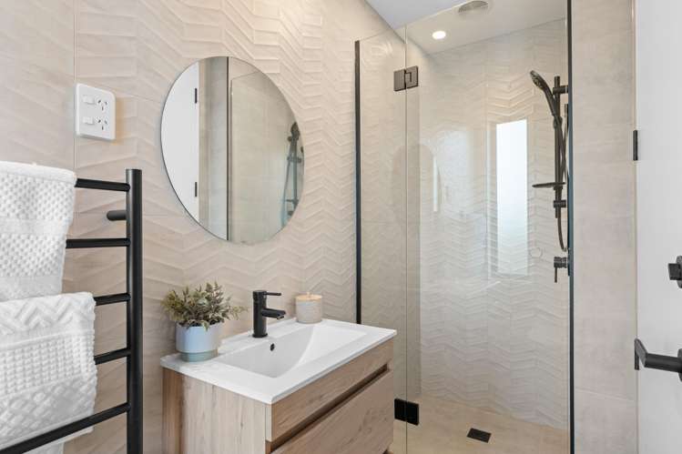 2B Cheltenham Street Merivale_11