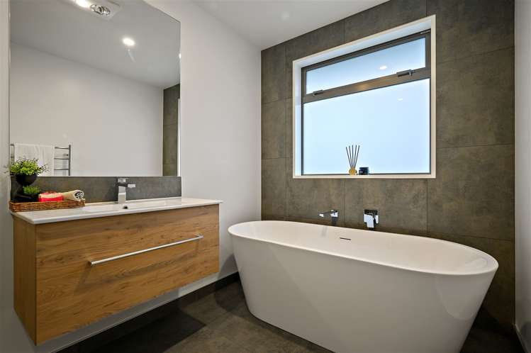 12 Marangai Drive Pegasus_20