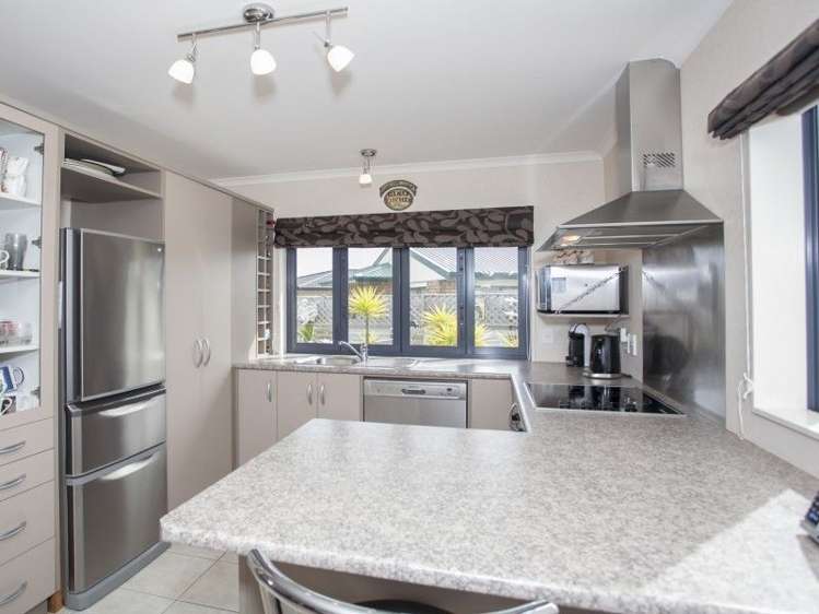 9 Lancewood Lane Roslyn_1