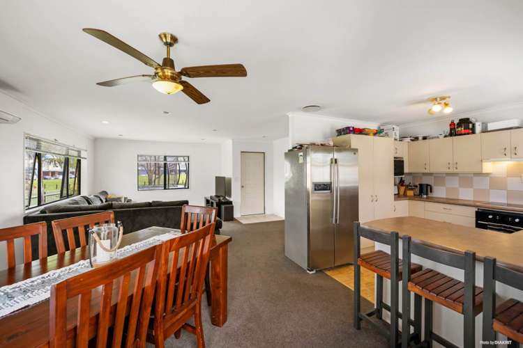 49 Carisbrook Crescent Papakura_4