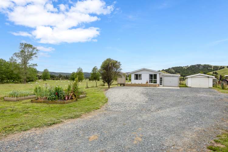 1833 Pakiri Road Whangaripo_16