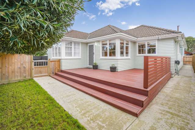 74 Longfellow Street Trentham_1