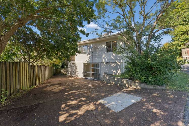 1/6 Sandiacre Way Browns Bay_15