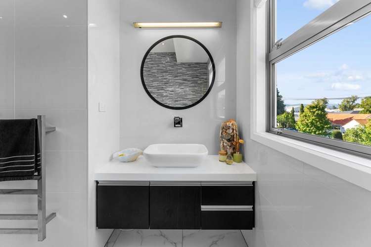 93 Ninth Avenue Avenues_23