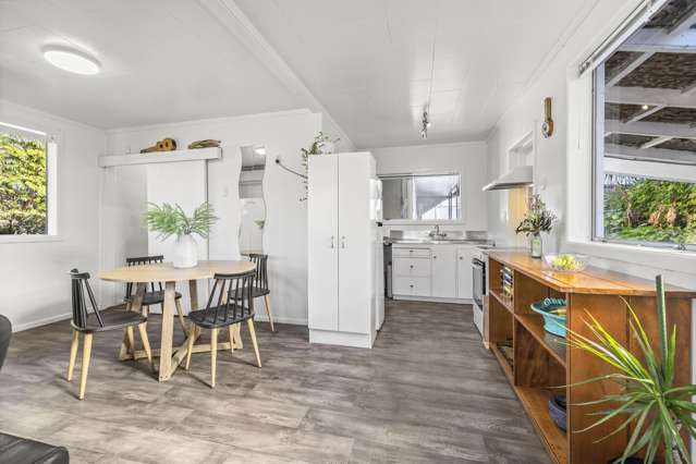 3 Violet Street Raglan_4