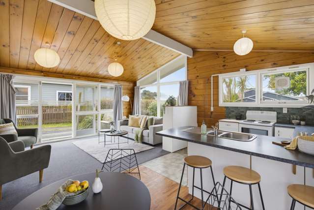 10 Bahama Crescent Paraparaumu Beach_2