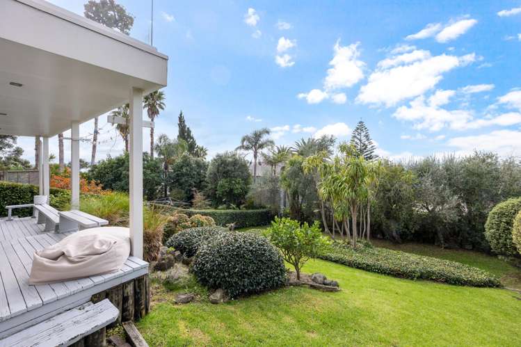 33 Duncansby Road Stanmore Bay_33