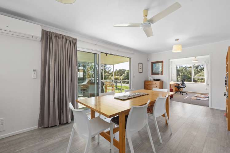 19 Te Heuheu Parade Lake Taupo (East)_4