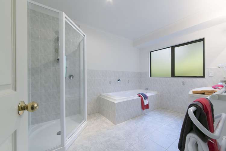 14 Greenwoods Close Titirangi_16