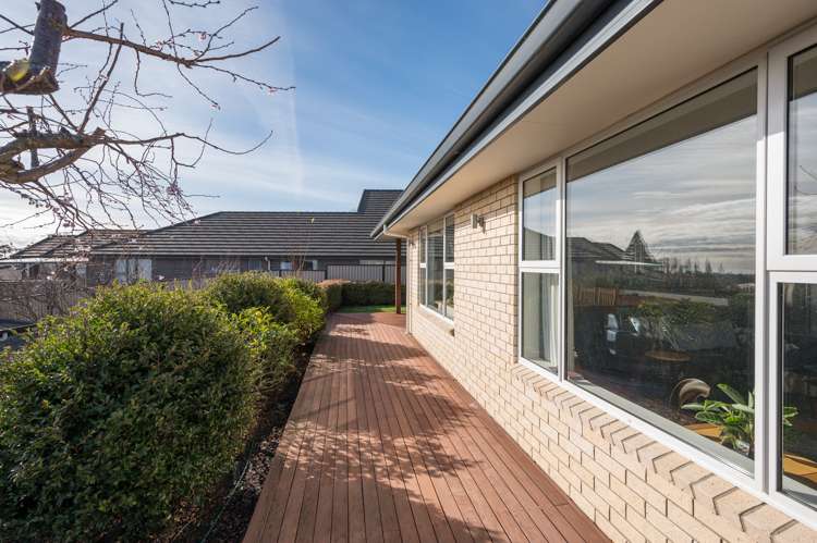 5 Norfolk Place Stoke_21